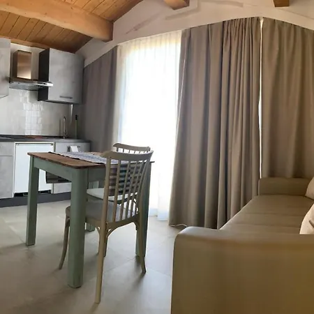 Casetta Randi 26 *